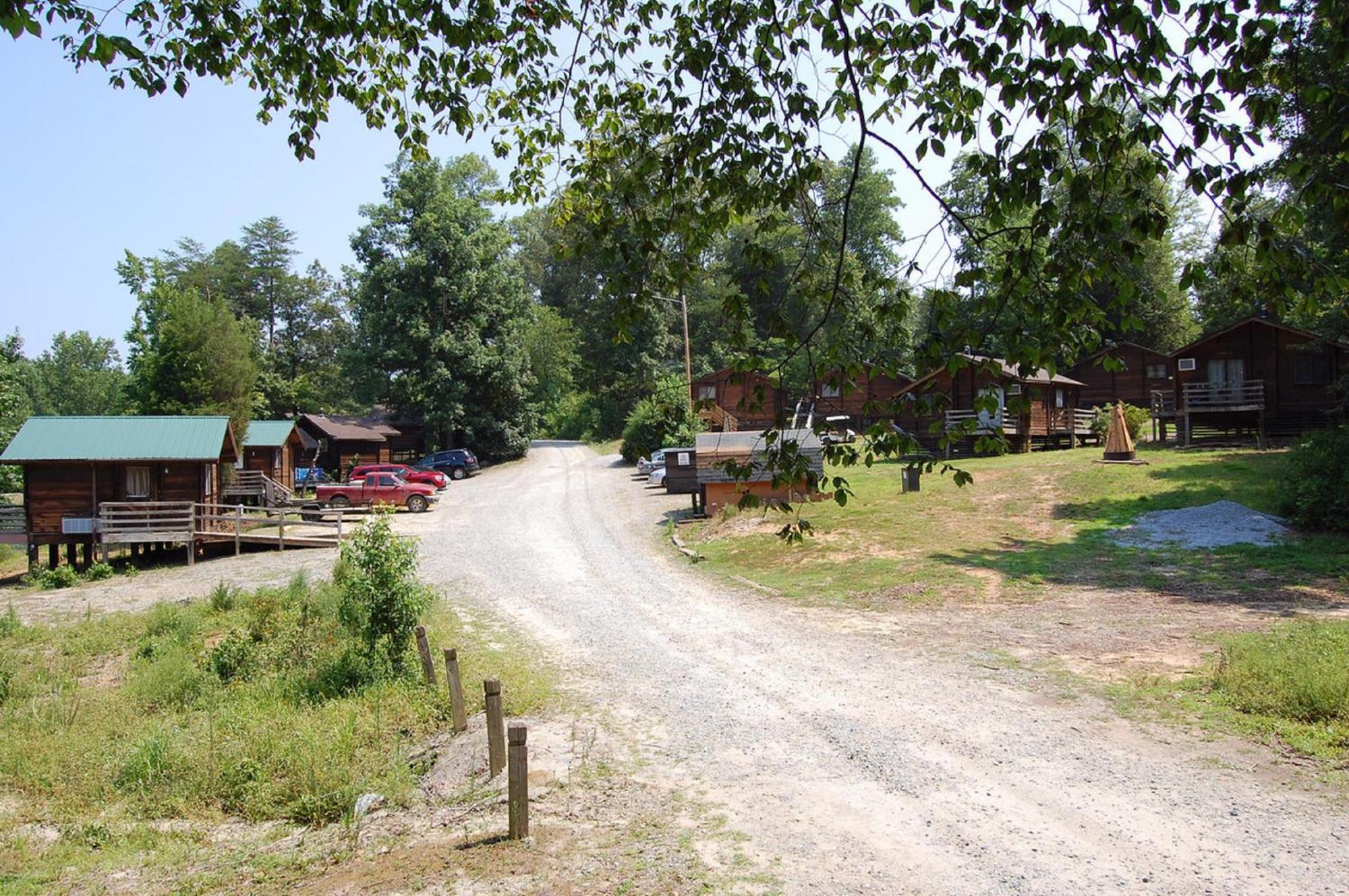Forest Lake Camping Resort Cabin 18 Advance Ngoại thất bức ảnh